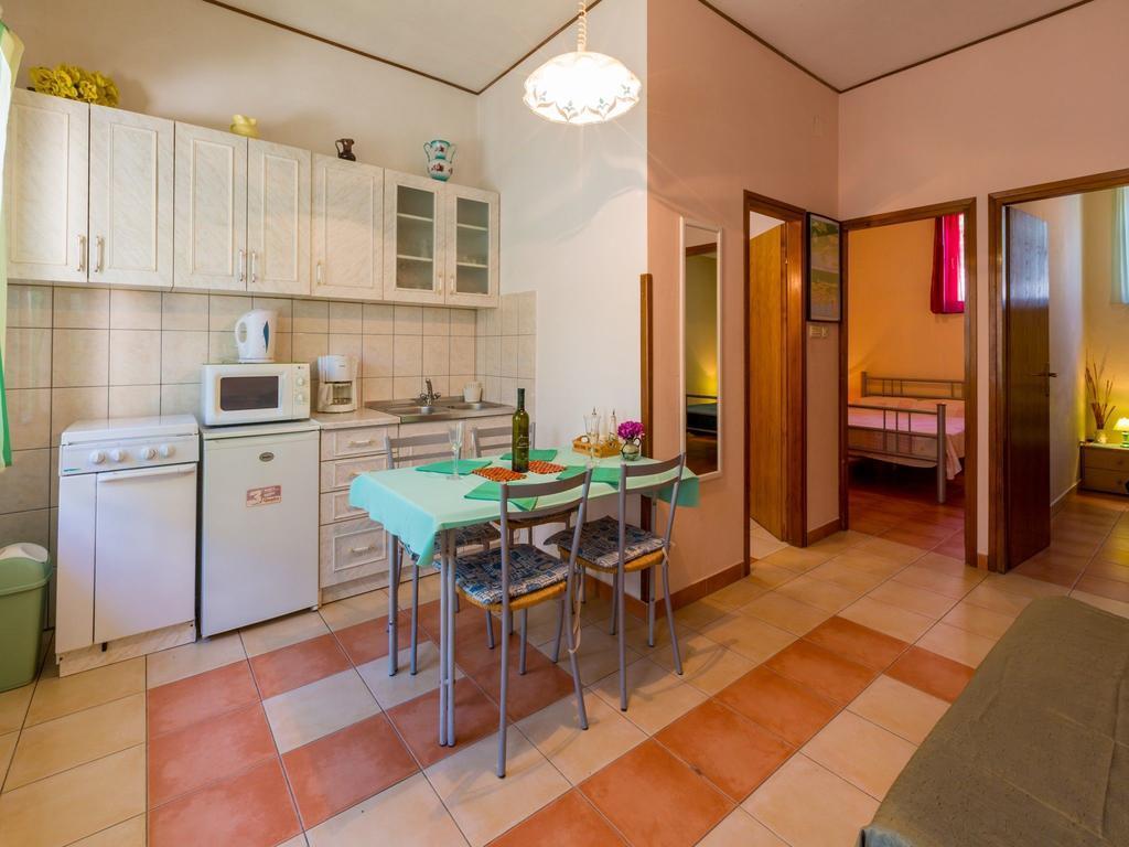 Apartment Snjezana Dramalj Exterior photo
